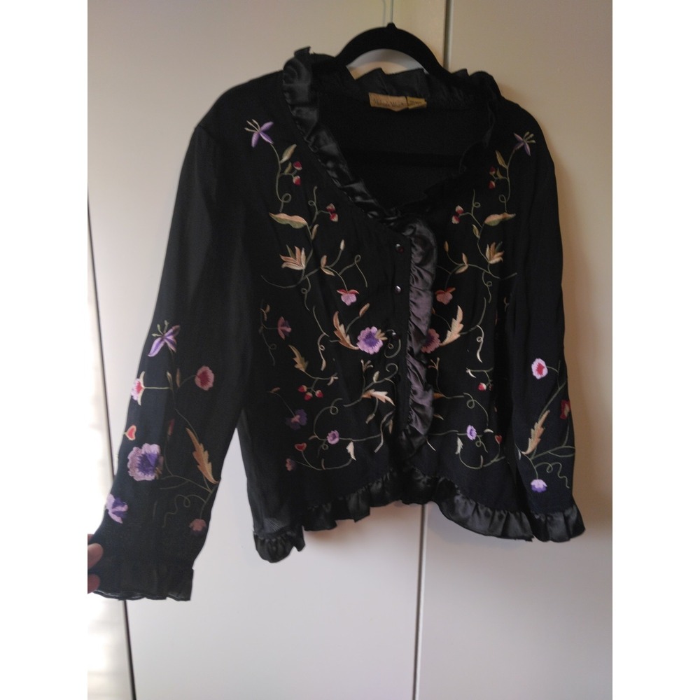 Womens Floral Embroidered Ruffled Trim Top Size 12 / L  Whimsigoth Boho Chic